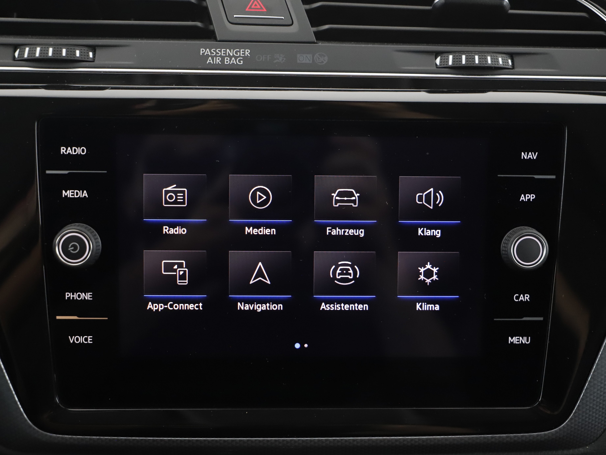 VW Touran 2.0 TDI BMT Comfortline | Bild 18 von 23