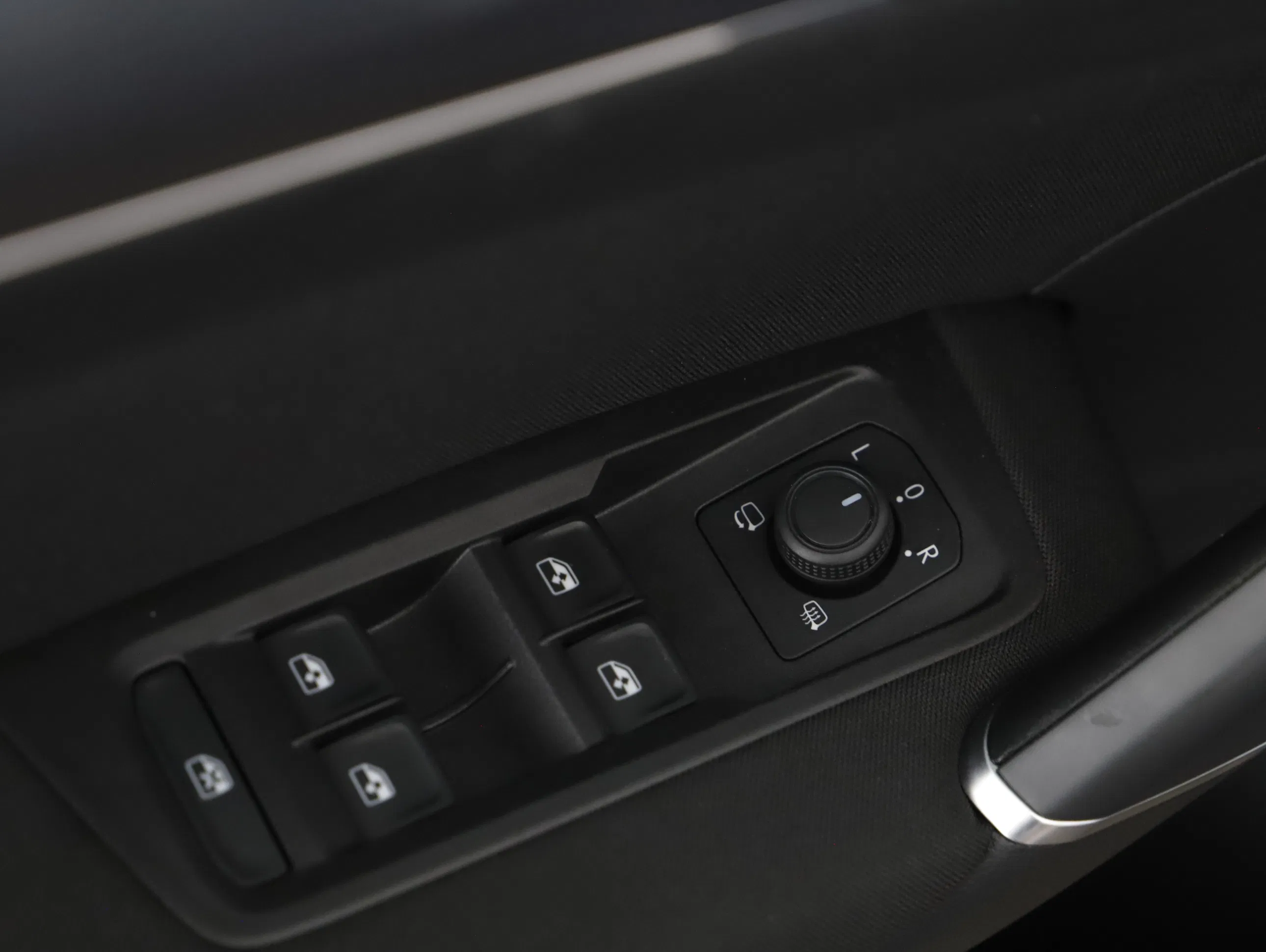 VW Touran 2.0 TDI BMT Comfortline | Bild 9 von 23