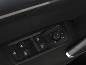 VW Touran 2.0 TDI BMT Comfortline | Thumbnail 9 von 23