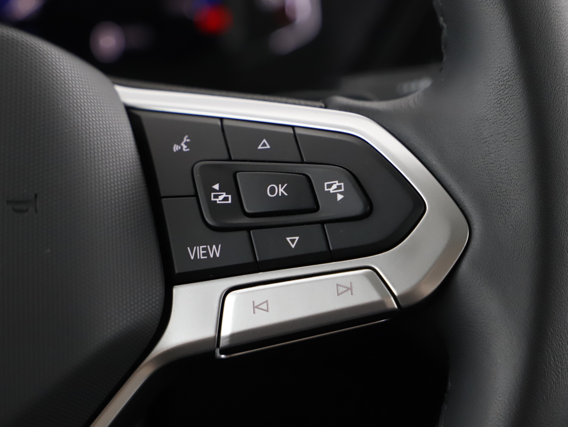 VW Touran Highline TDI SCR DSG 7-Sitzer | Bild 20 von 31