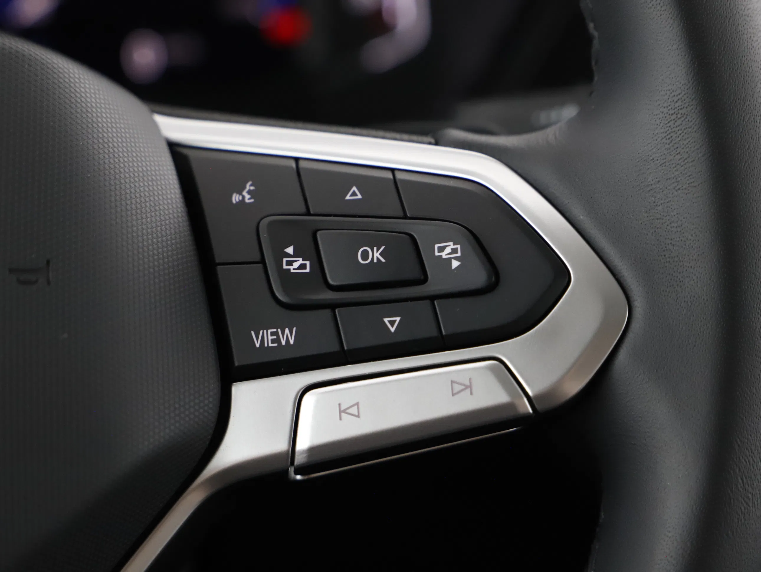 VW Touran Highline TDI SCR DSG 7-Sitzer | Bild 20 von 31