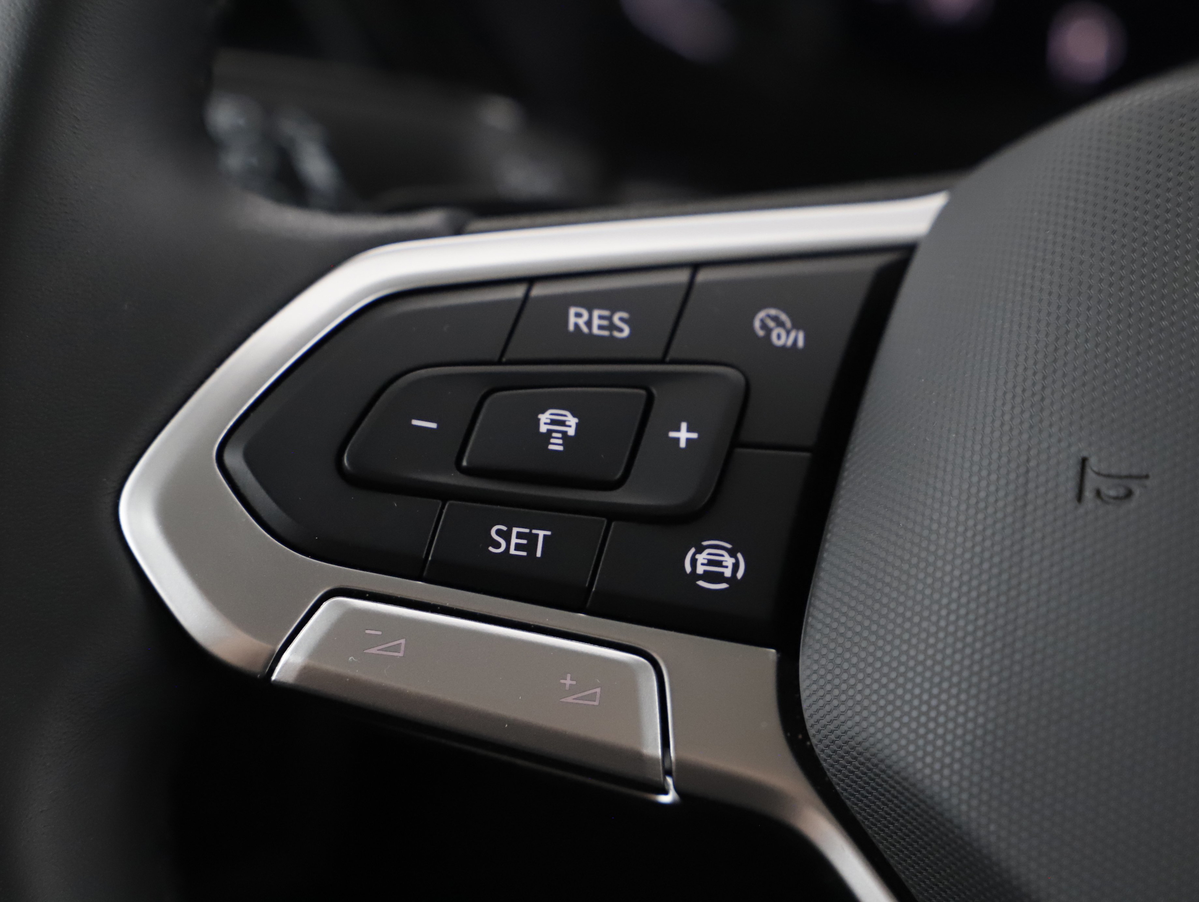 VW Touran Highline TDI SCR DSG 7-Sitzer | Bild 21 von 31