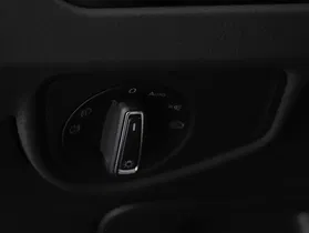 VW Touran Highline TDI SCR DSG 7-Sitzer | Thumbnail 22 von 31