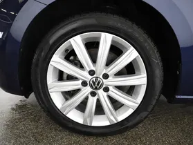 VW Touran Highline TDI SCR DSG 7-Sitzer | Thumbnail 25 von 31