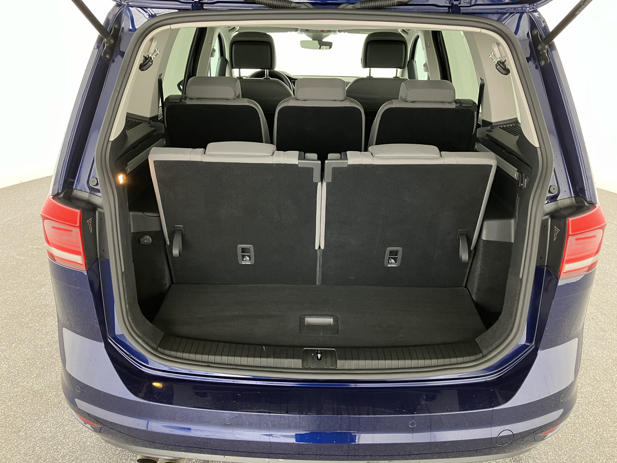 VW Touran Highline TDI SCR DSG 7-Sitzer | Bild 27 von 31