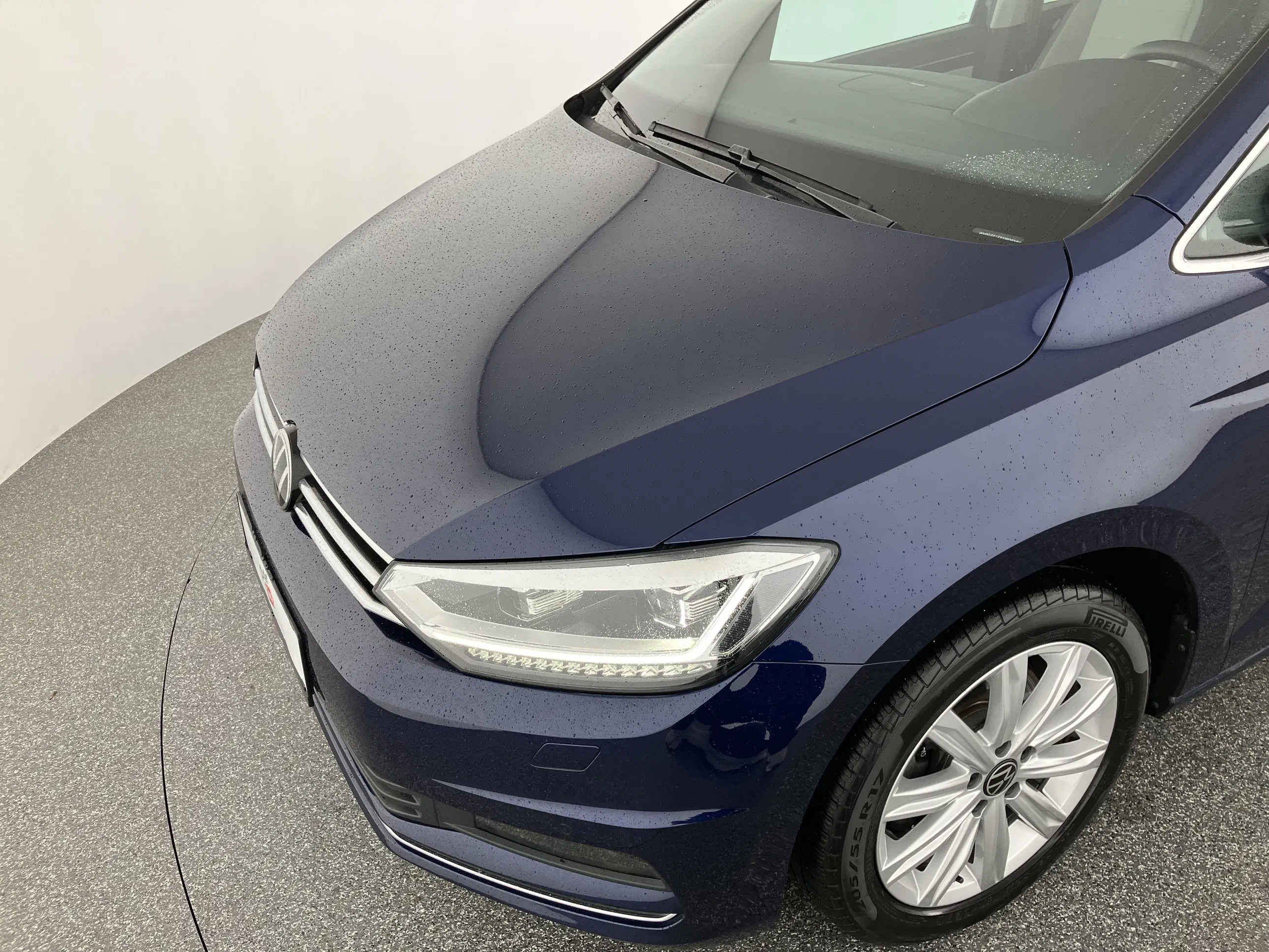 VW Touran Highline TDI SCR DSG 7-Sitzer | Bild 28 von 31