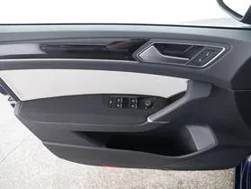 VW Touran Highline TDI SCR DSG 7-Sitzer | Thumbnail 4 von 31