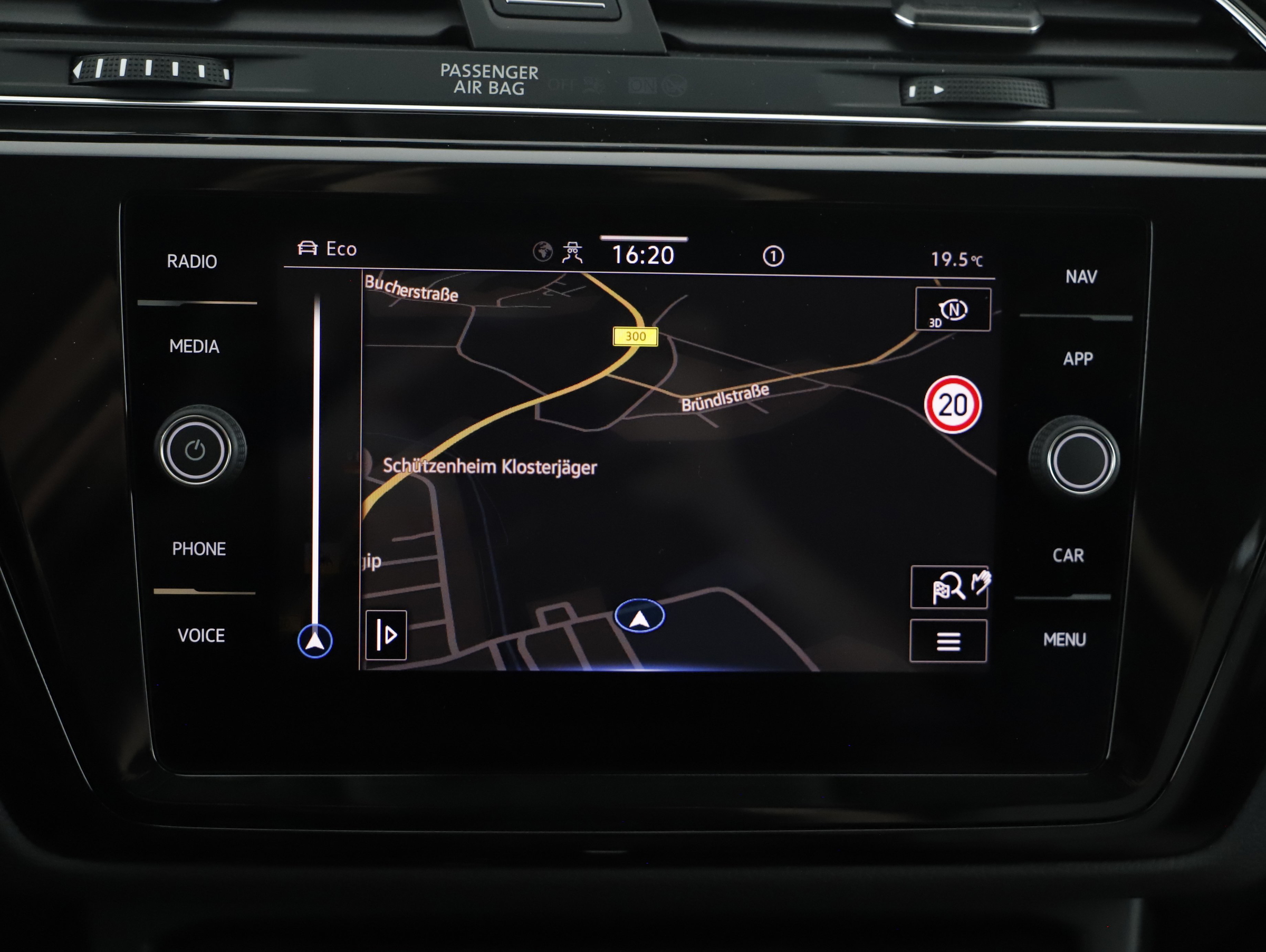 VW Touran Highline TDI SCR DSG 7-Sitzer | Bild 10 von 31