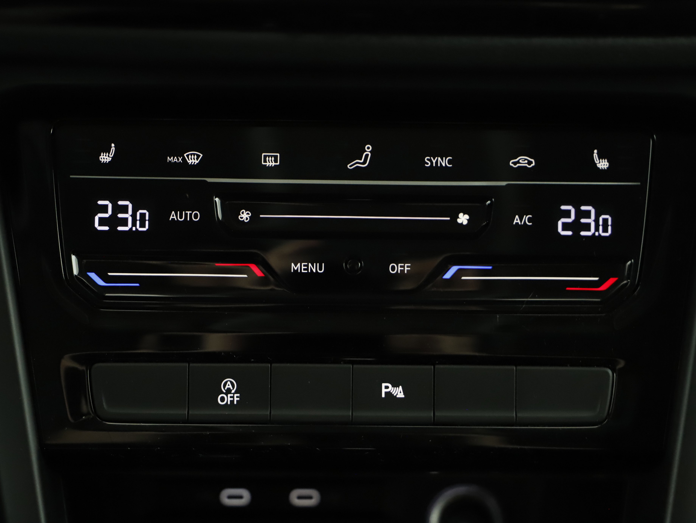 VW Touran 2.0 TDI BMT Highline | Bild 16 von 20