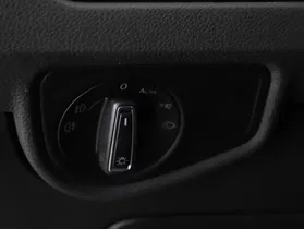 VW Touran 2.0 TDI BMT Highline | Thumbnail 6 von 20