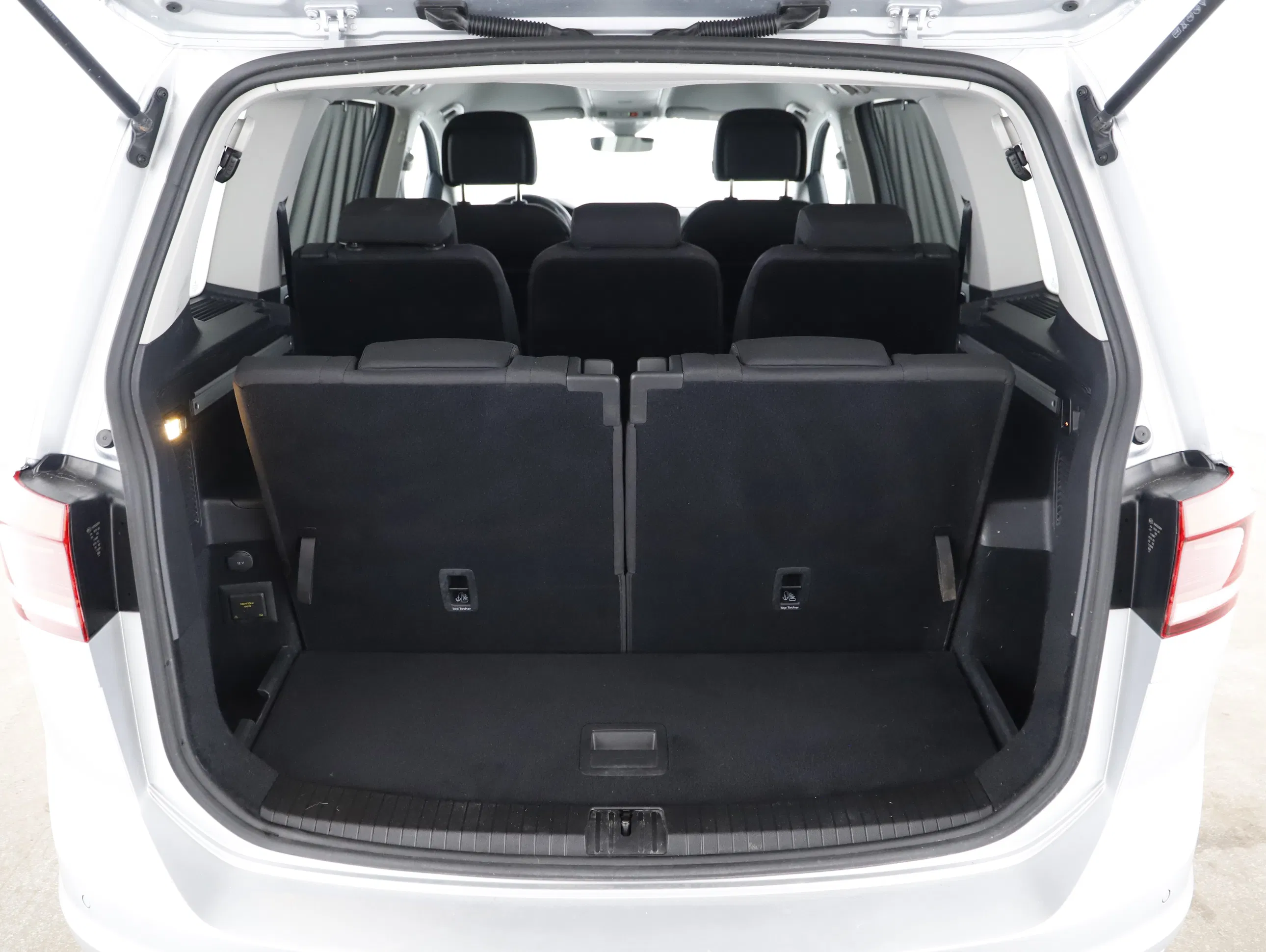 VW Touran 2.0 TDI BMT Highline | Bild 19 von 20