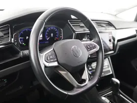 VW Touran 2.0 TDI BMT Highline | Thumbnail 9 von 20