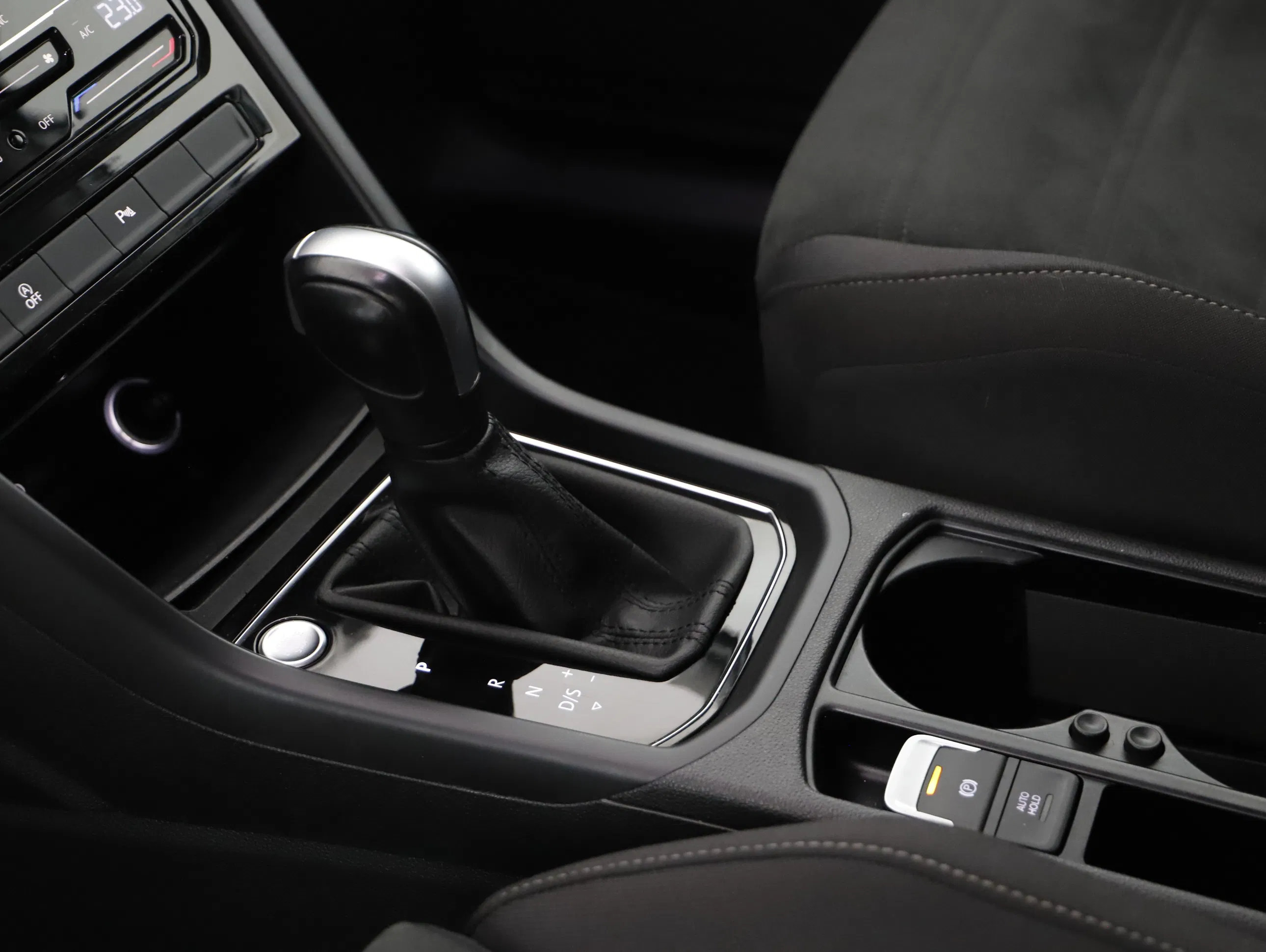 VW Touran 2.0 TDI BMT Highline | Bild 17 von 20