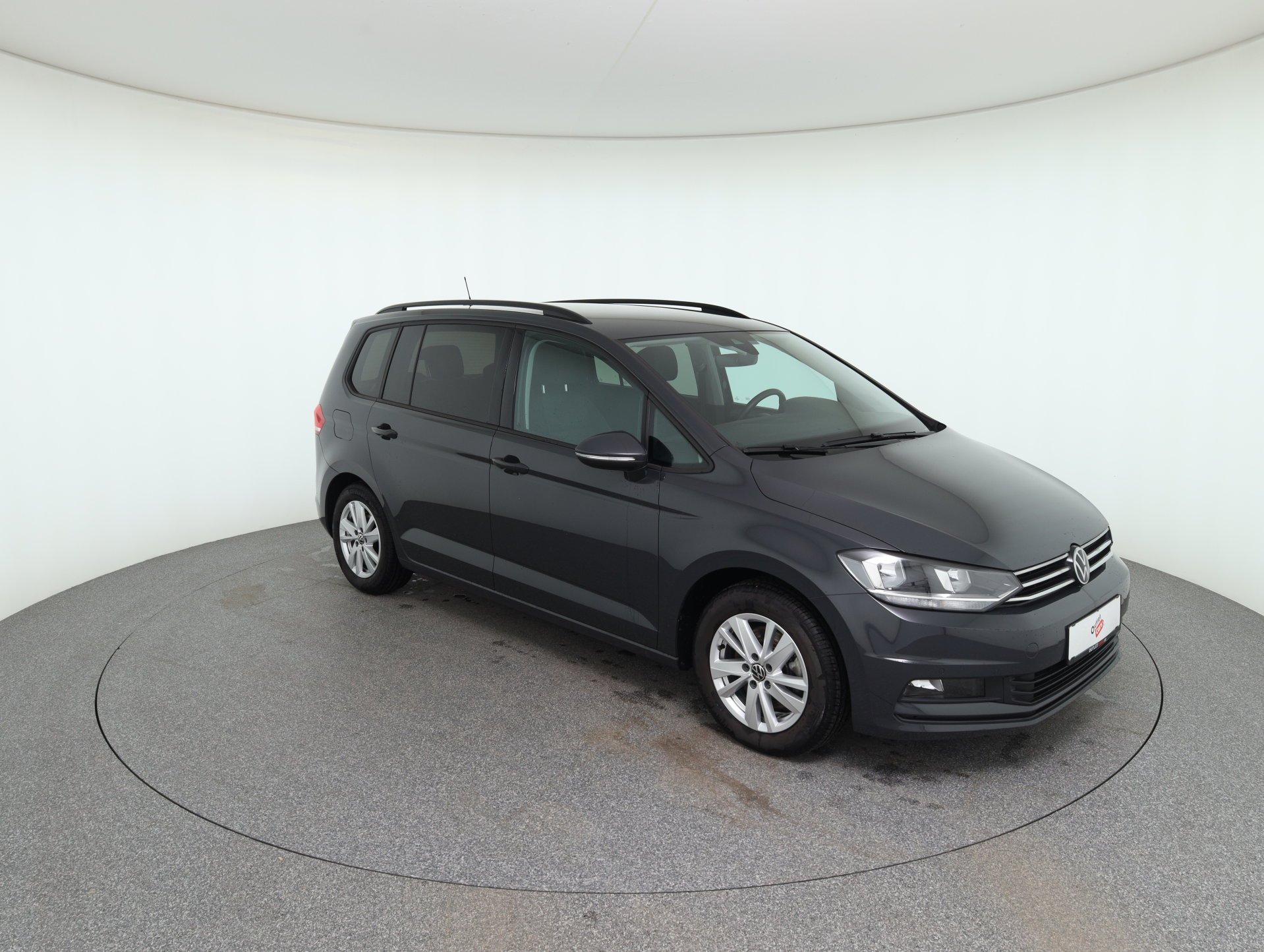 VW Touran 2.0 TDI BMT Friends | Bild 4 von 11