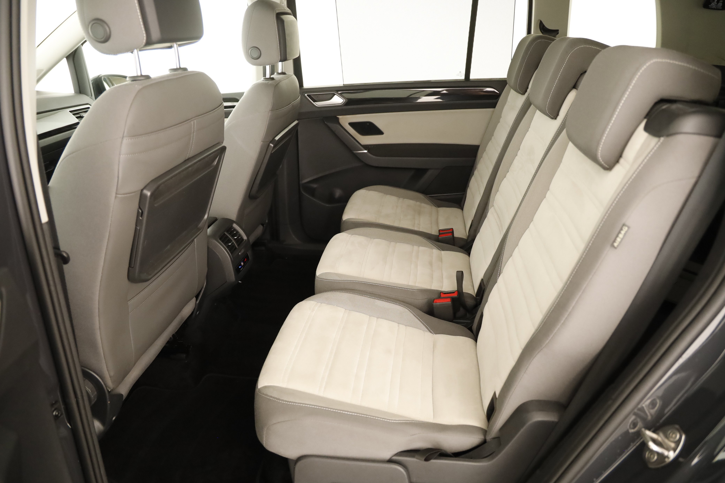 VW Touran 2.0 TDI BMT Highline | Bild 2 von 20