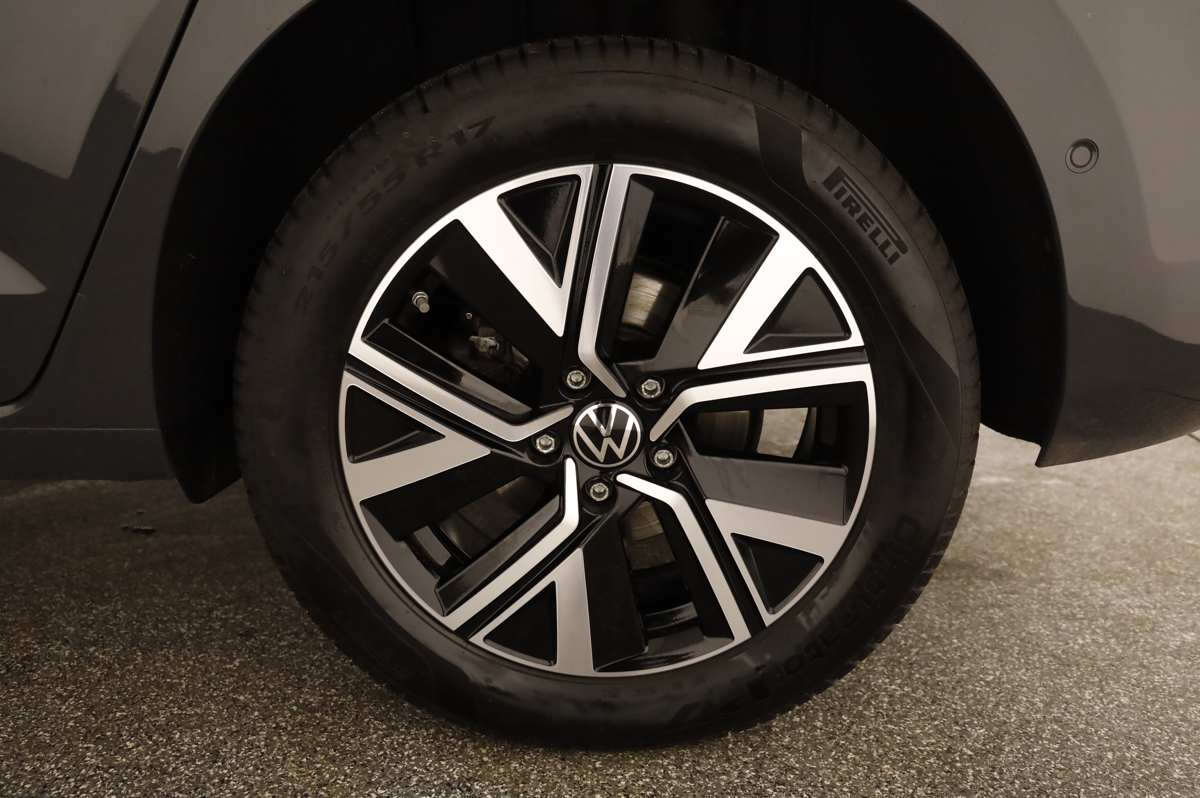 VW Touran 2.0 TDI BMT Highline | Bild 20 von 20