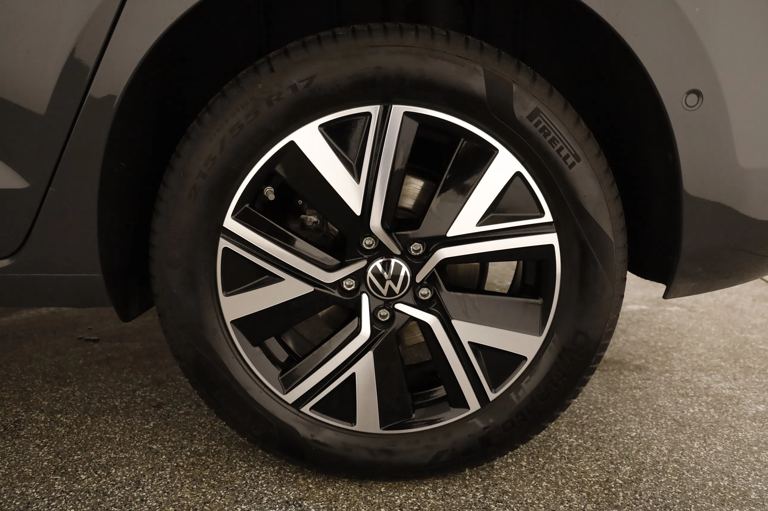 VW Touran 2.0 TDI BMT Highline | Bild 20 von 20