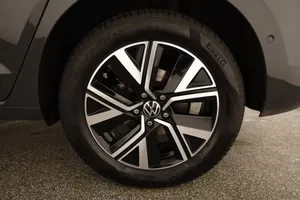 VW Touran 2.0 TDI BMT Highline | Thumbnail 20 von 20