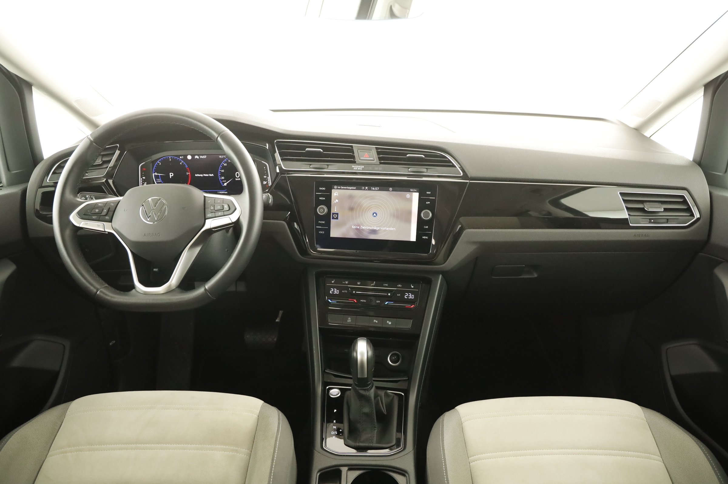 VW Touran 2.0 TDI BMT Highline | Bild 3 von 20