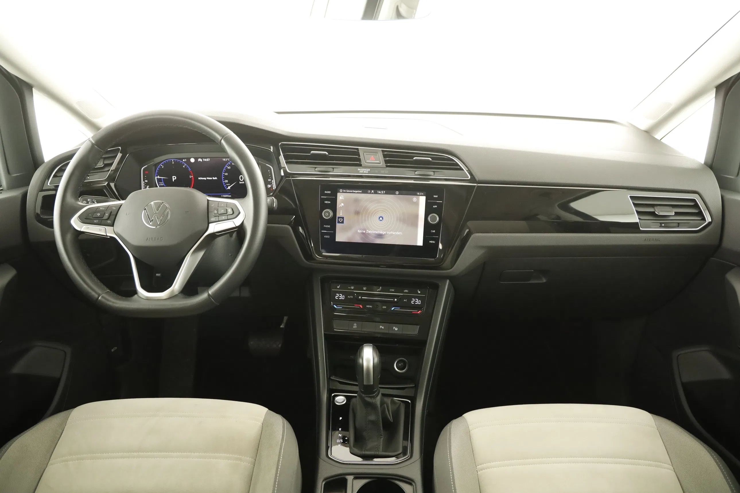 VW Touran 2.0 TDI BMT Highline | Bild 3 von 20
