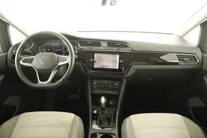 VW Touran 2.0 TDI BMT Highline | Thumbnail 3 von 20