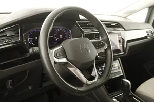 VW Touran 2.0 TDI BMT Highline | Thumbnail 4 von 20