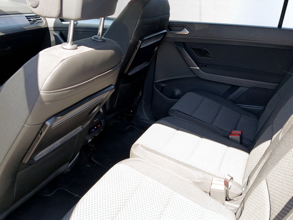 VW Touran 2.0 TDI BMT Comfortline | Bild 18 von 19