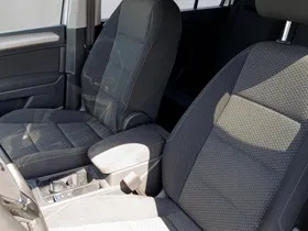 VW Touran 2.0 TDI BMT Comfortline | Thumbnail 8 von 19