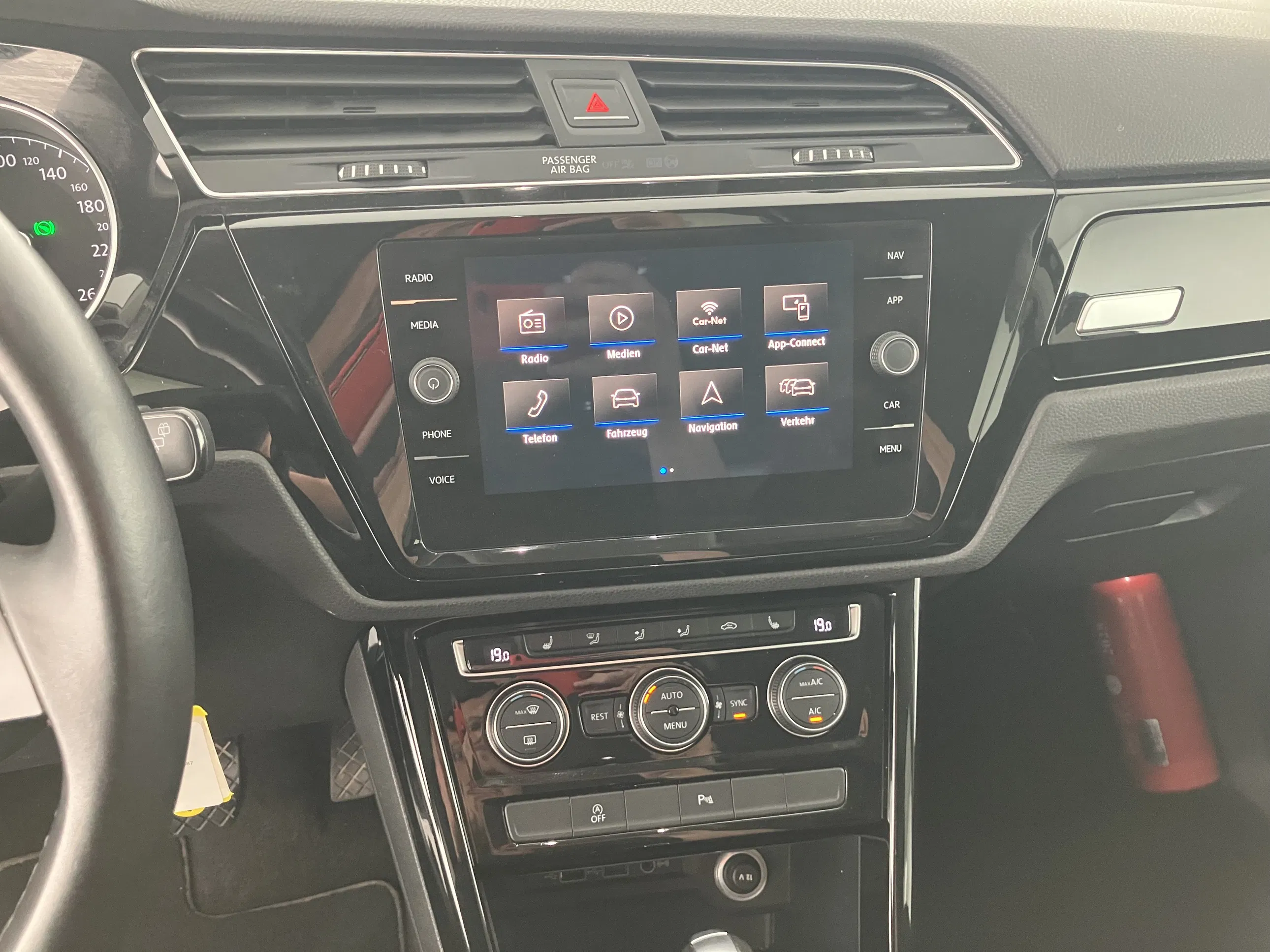 VW Touran 1.5 TSI BMT Highline | Bild 11 von 31