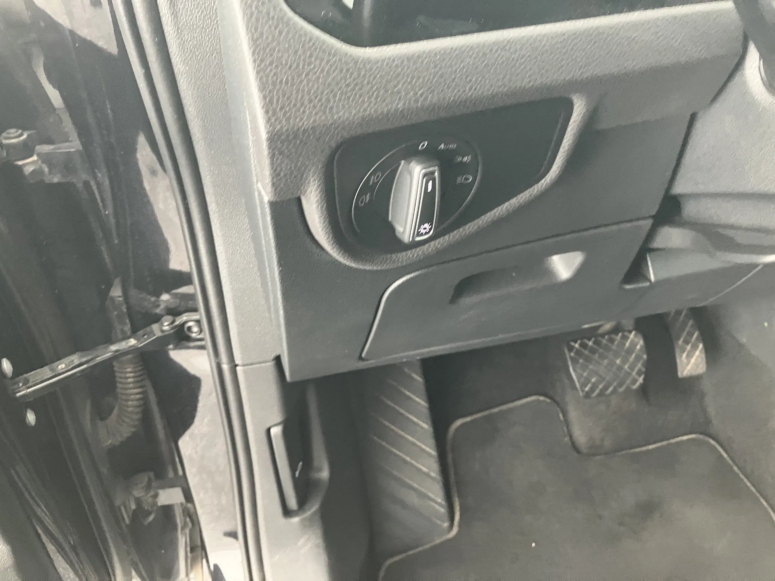 VW Touran 1.5 TSI BMT Highline | Bild 19 von 31