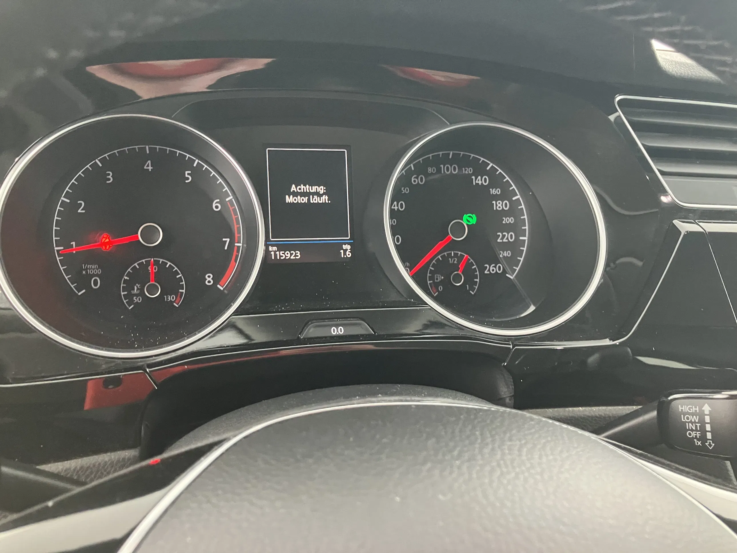 VW Touran 1.5 TSI BMT Highline | Bild 22 von 31