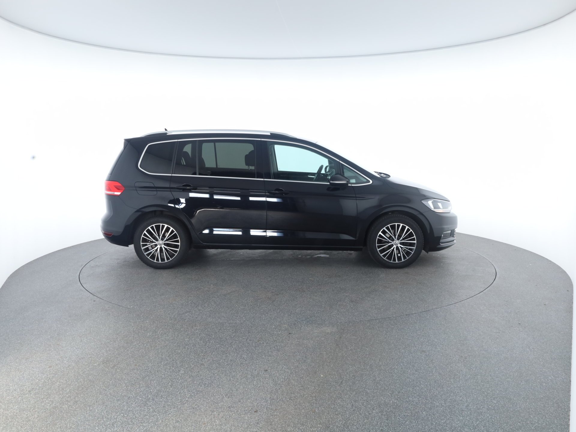 VW Touran 1.5 TSI BMT Highline | Bild 31 von 31