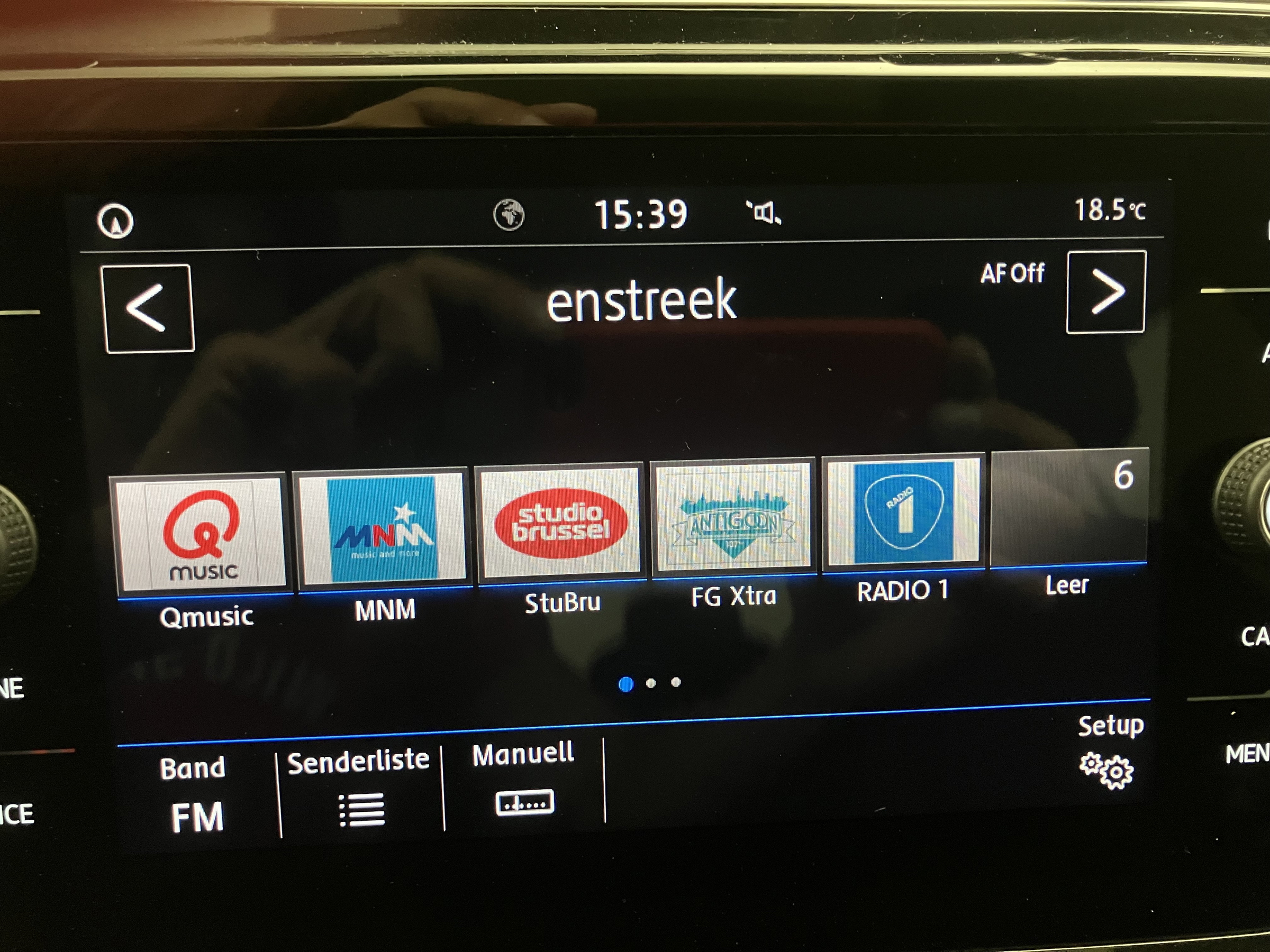 VW Touran 2.0 TDI BMT 7-Sitzer Highline | Bild 18 von 30