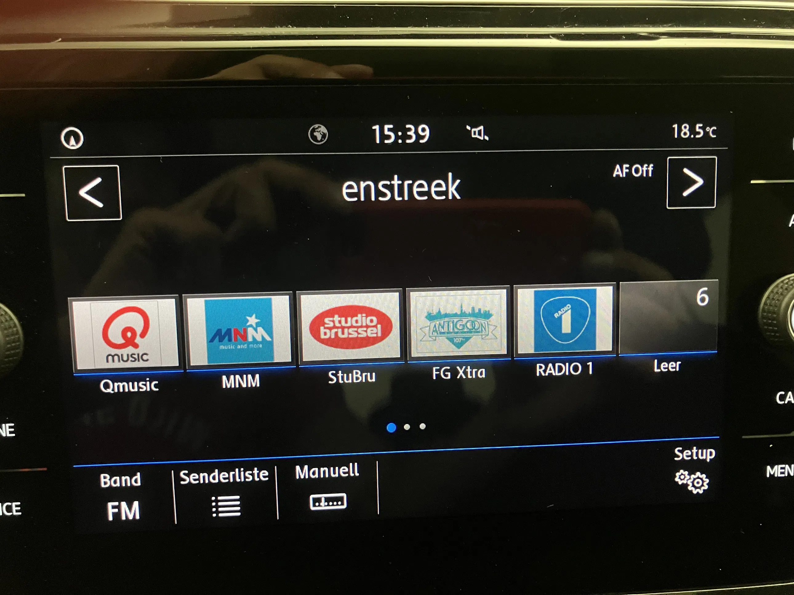 VW Touran 2.0 TDI BMT 7-Sitzer Highline | Bild 18 von 30