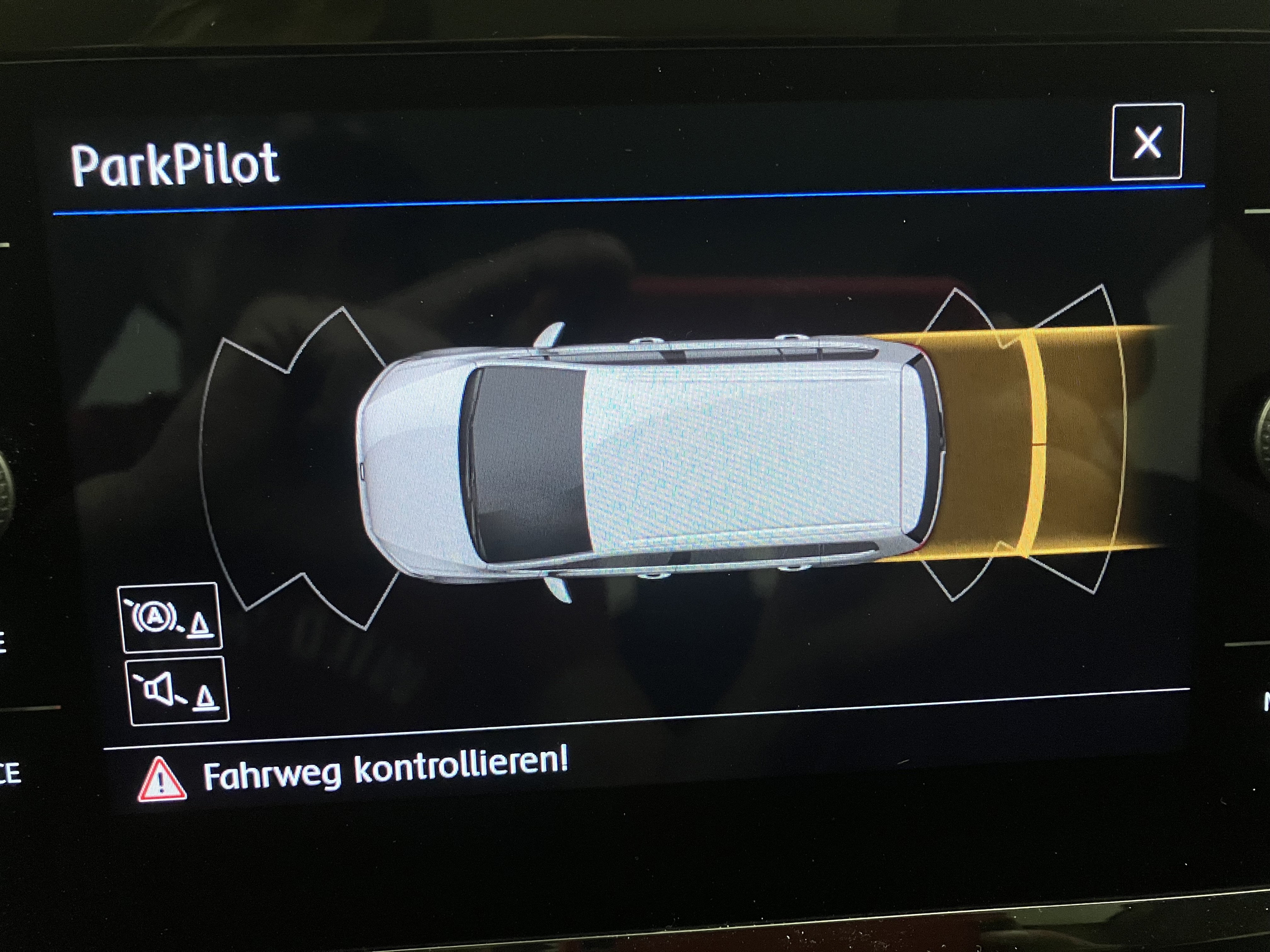 VW Touran 2.0 TDI BMT 7-Sitzer Highline | Bild 21 von 30