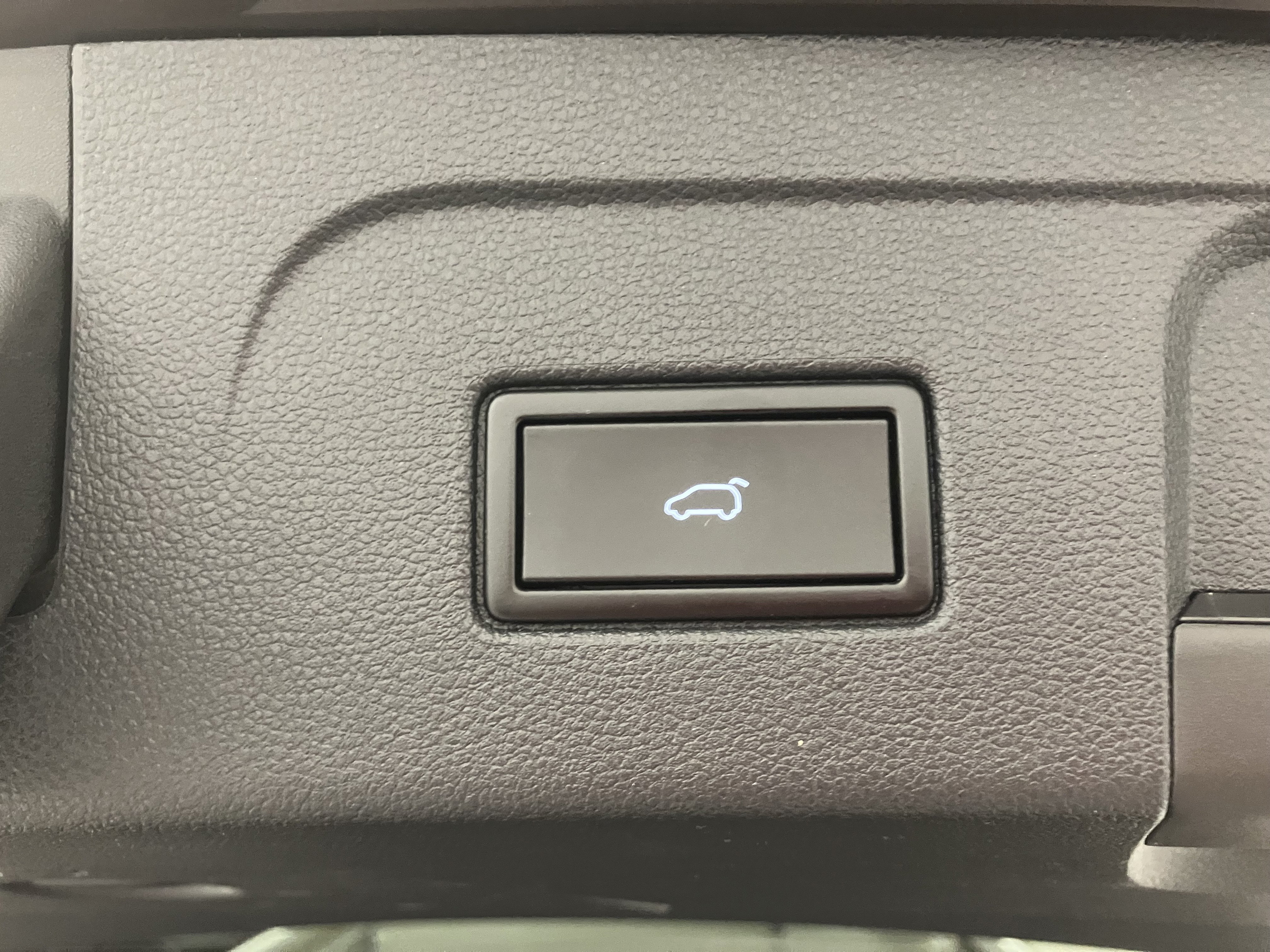 VW Touran 2.0 TDI BMT 7-Sitzer Highline | Bild 28 von 30