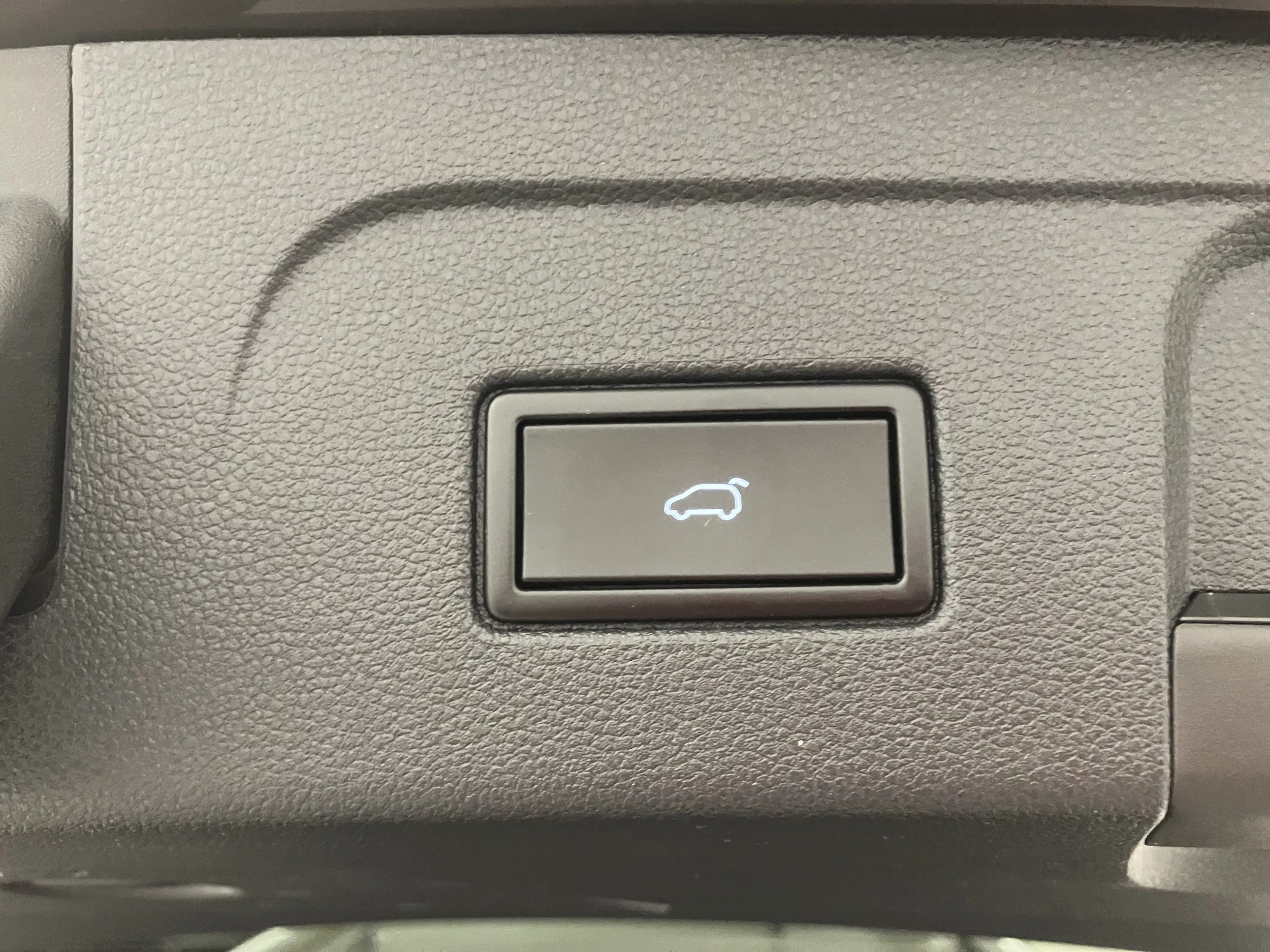 VW Touran 2.0 TDI BMT 7-Sitzer Highline | Bild 28 von 30