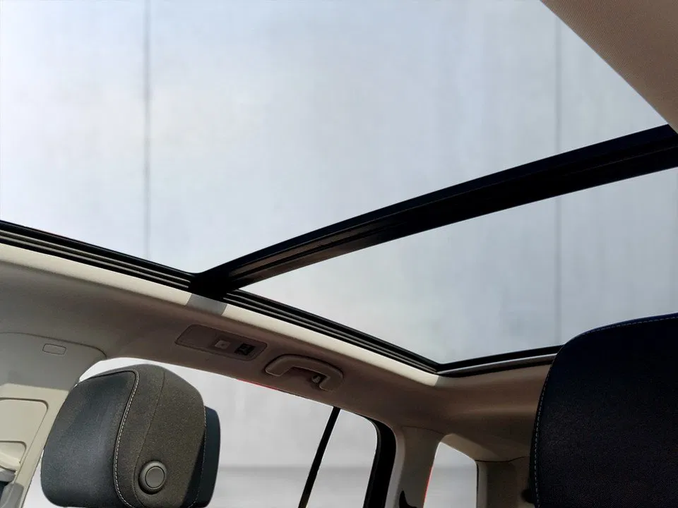 VW Touran 2.0 TDI 7-Sitzer Highline Aut. | Bild 9 von 18