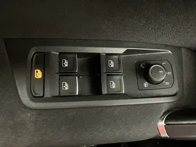 VW Touran 2.0 TDI BMT 7-Sitzer Highline | Thumbnail 10 von 30