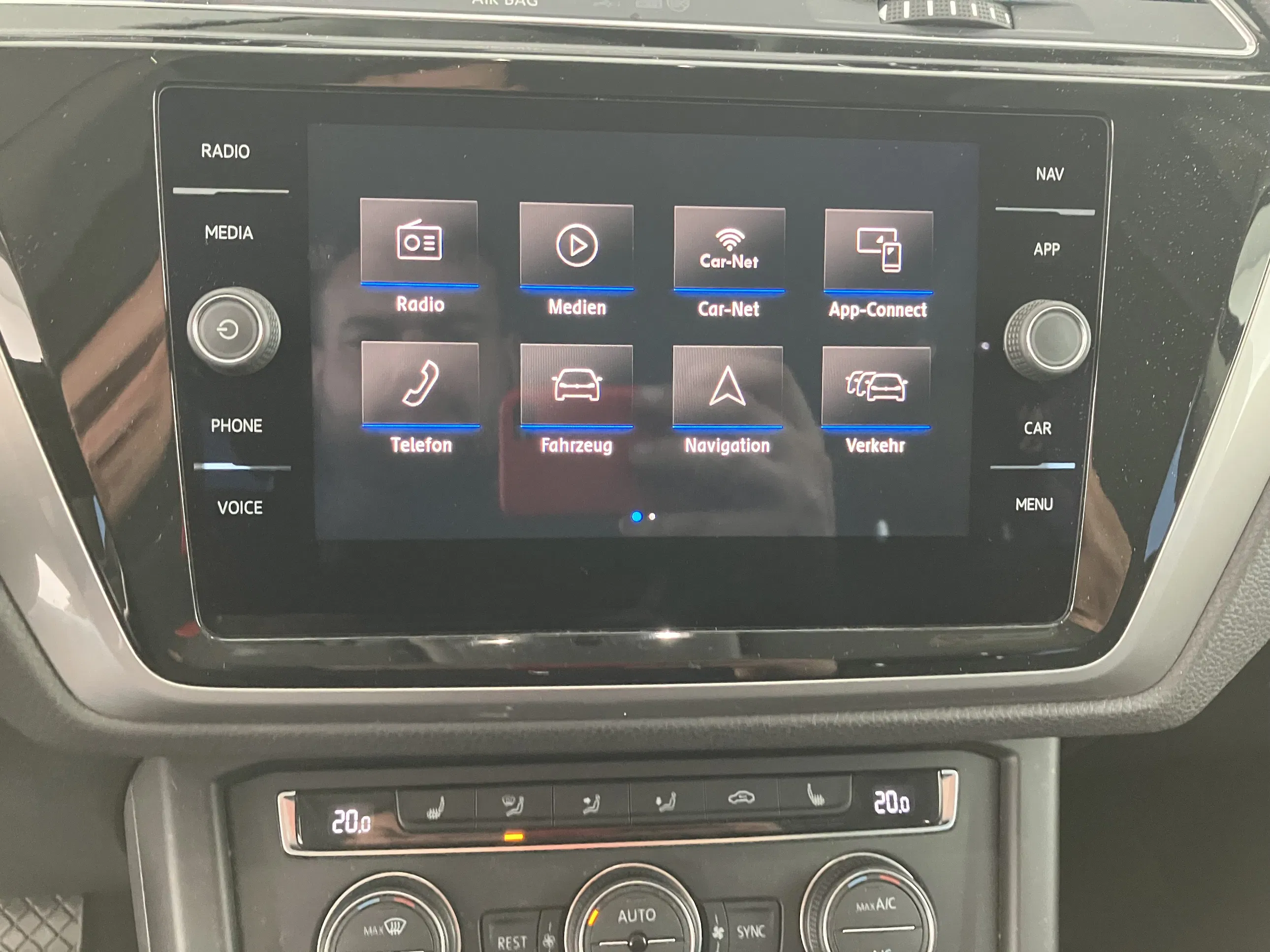 VW Touran TDI SCR DSG 7-Sitzer | Bild 11 von 29