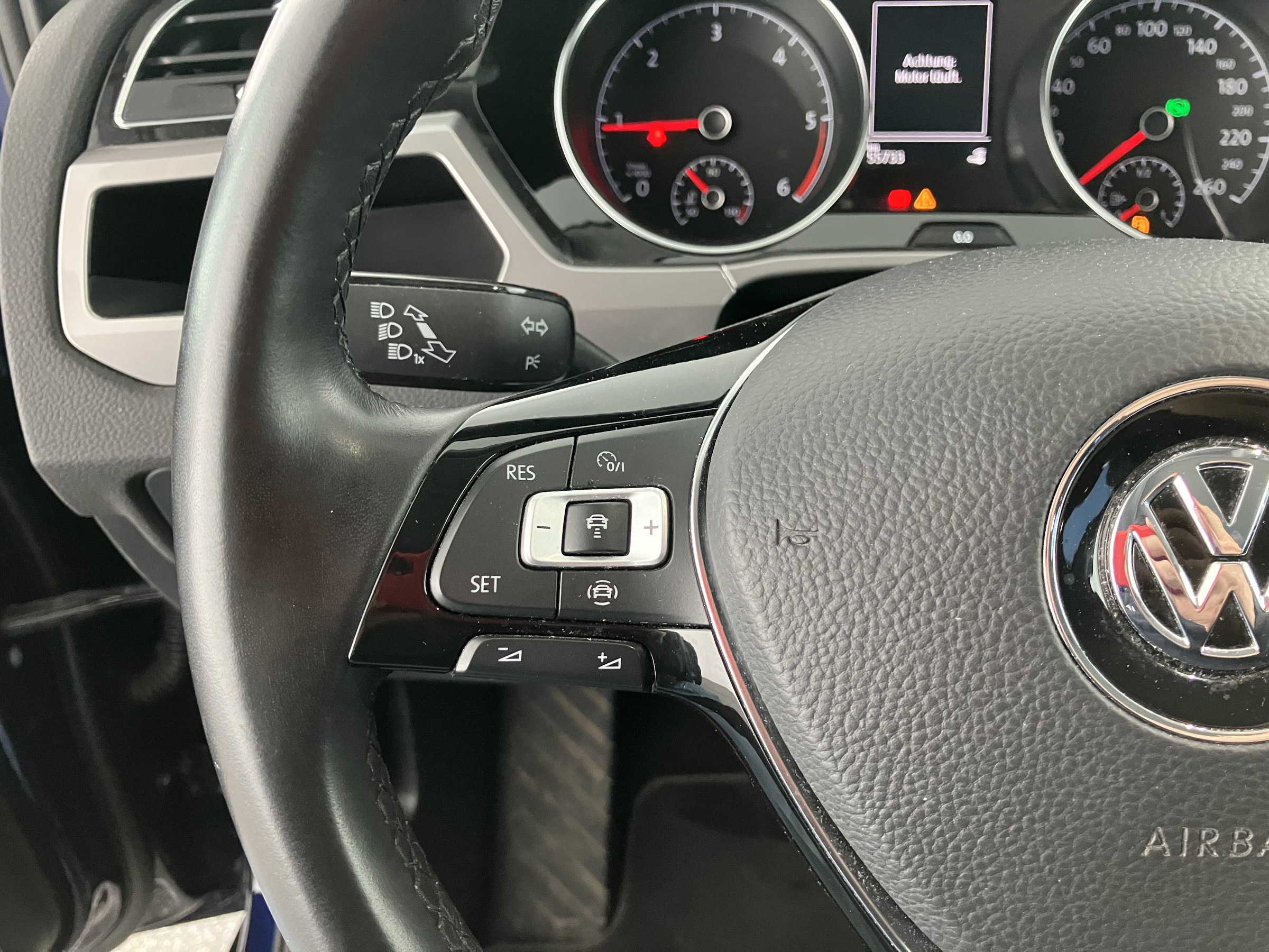 VW Touran TDI SCR DSG 7-Sitzer | Bild 18 von 29