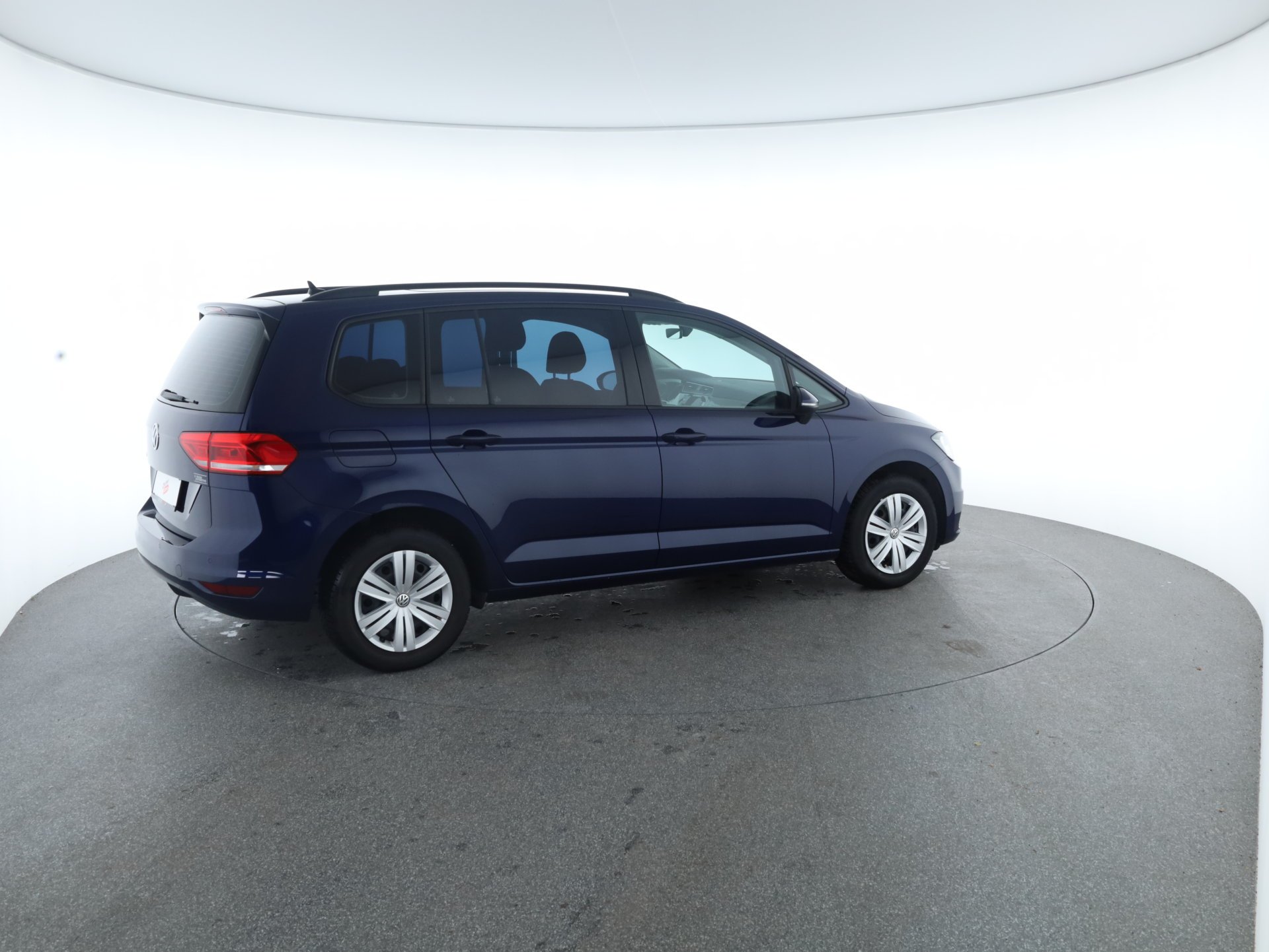 VW Touran TDI SCR DSG 7-Sitzer | Bild 26 von 29