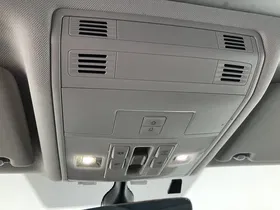 VW Touran TDI SCR DSG 7-Sitzer | Thumbnail 7 von 29