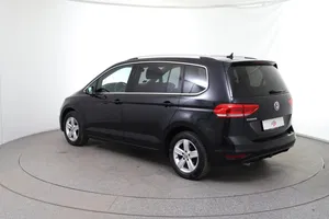 VW Touran 2.0 TDI BMT 7-Sitzer Highline | Thumbnail 4 von 30