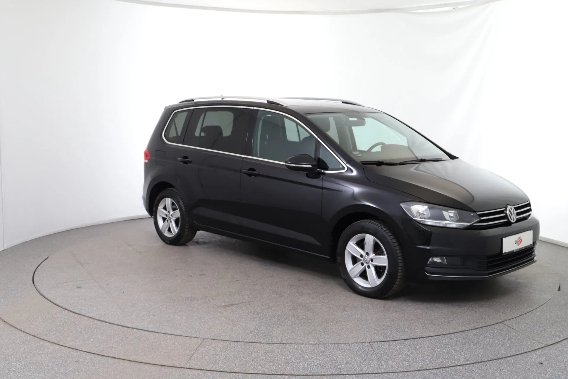 VW Touran 2.0 TDI BMT 7-Sitzer Highline | Bild 8 von 30