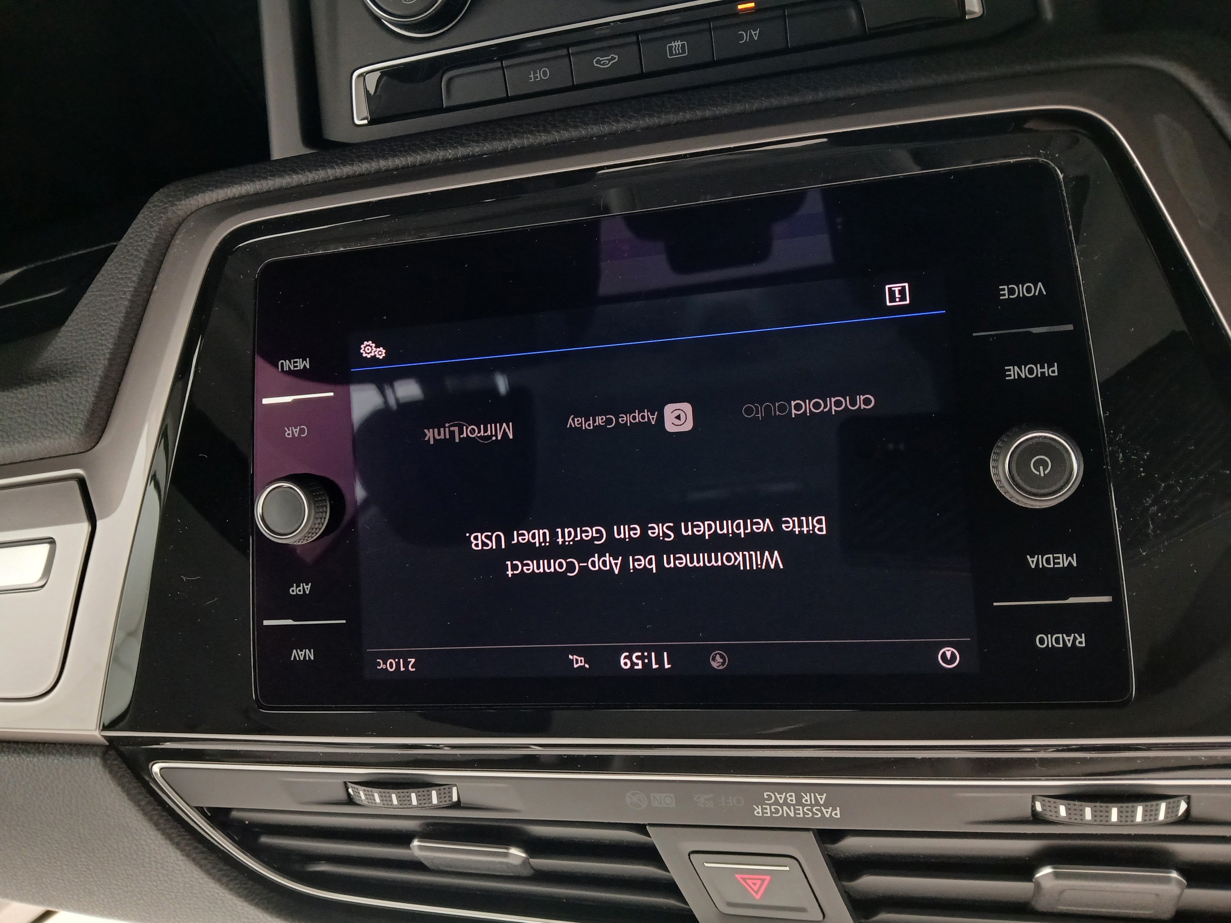 VW Touran 2.0 TDI BMT 7-Sitzer | Bild 19 von 30