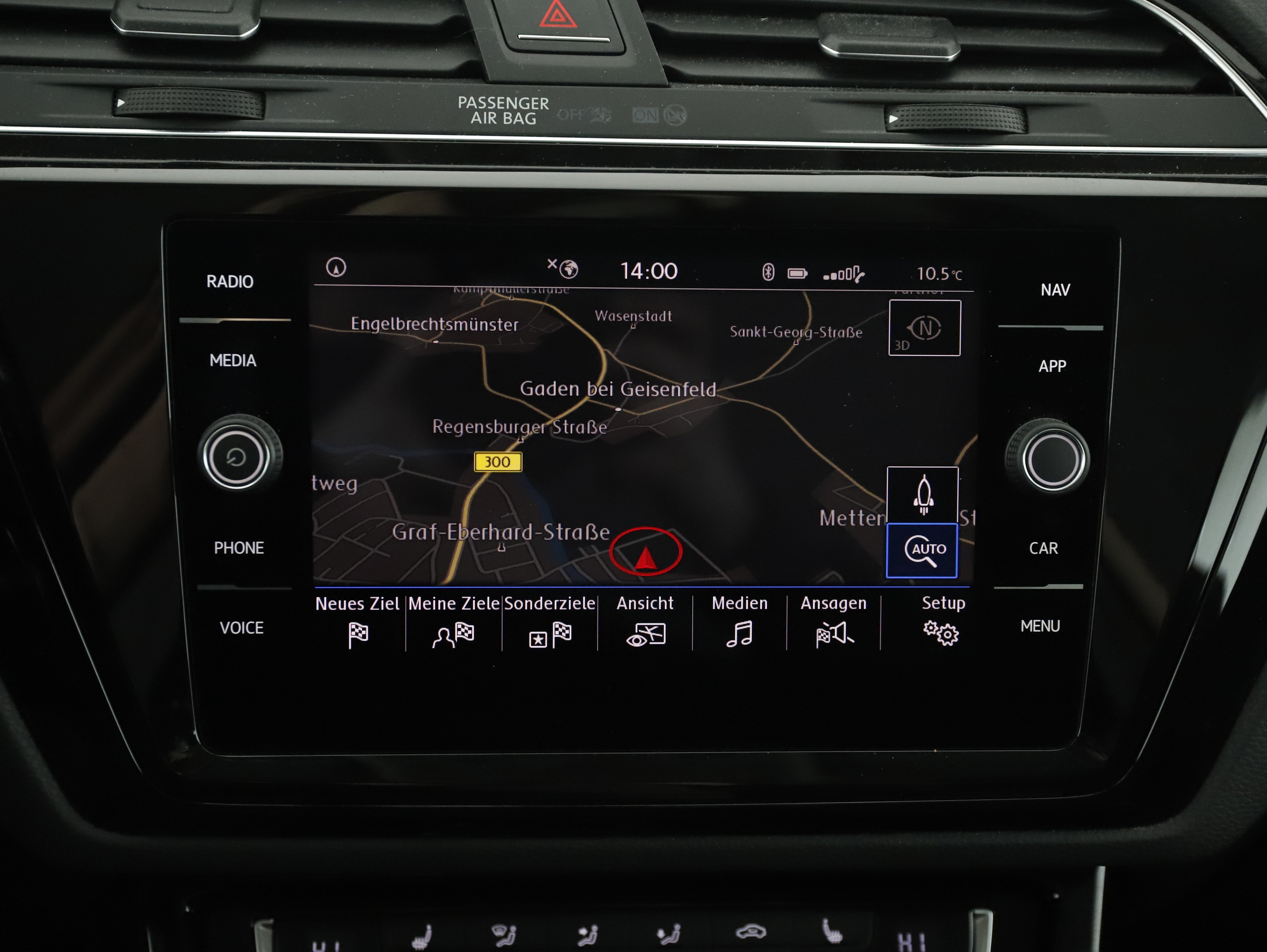 VW Touran 2.0 TDI BMT Highline | Bild 14 von 31