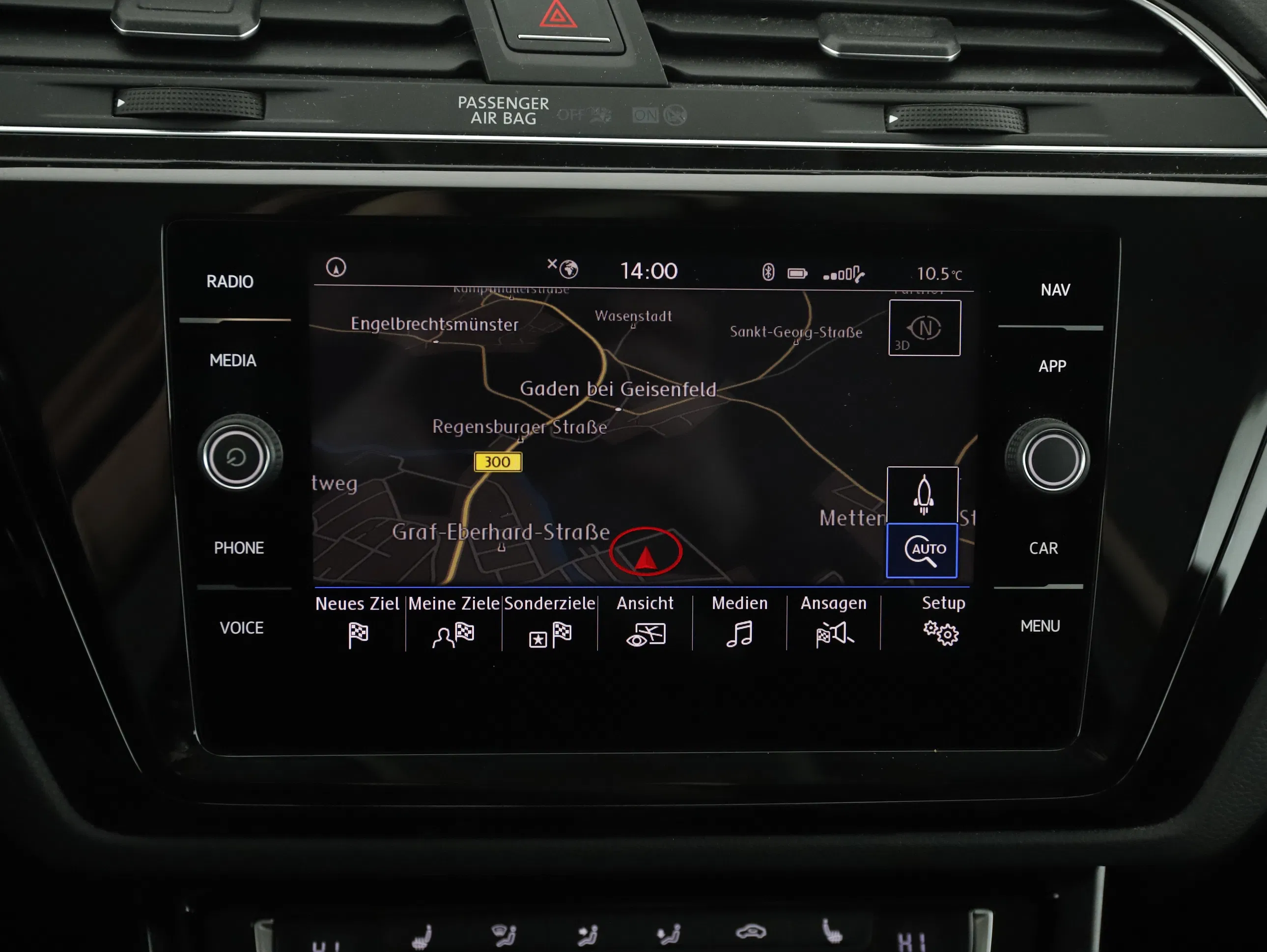 VW Touran 2.0 TDI BMT Highline | Bild 14 von 31