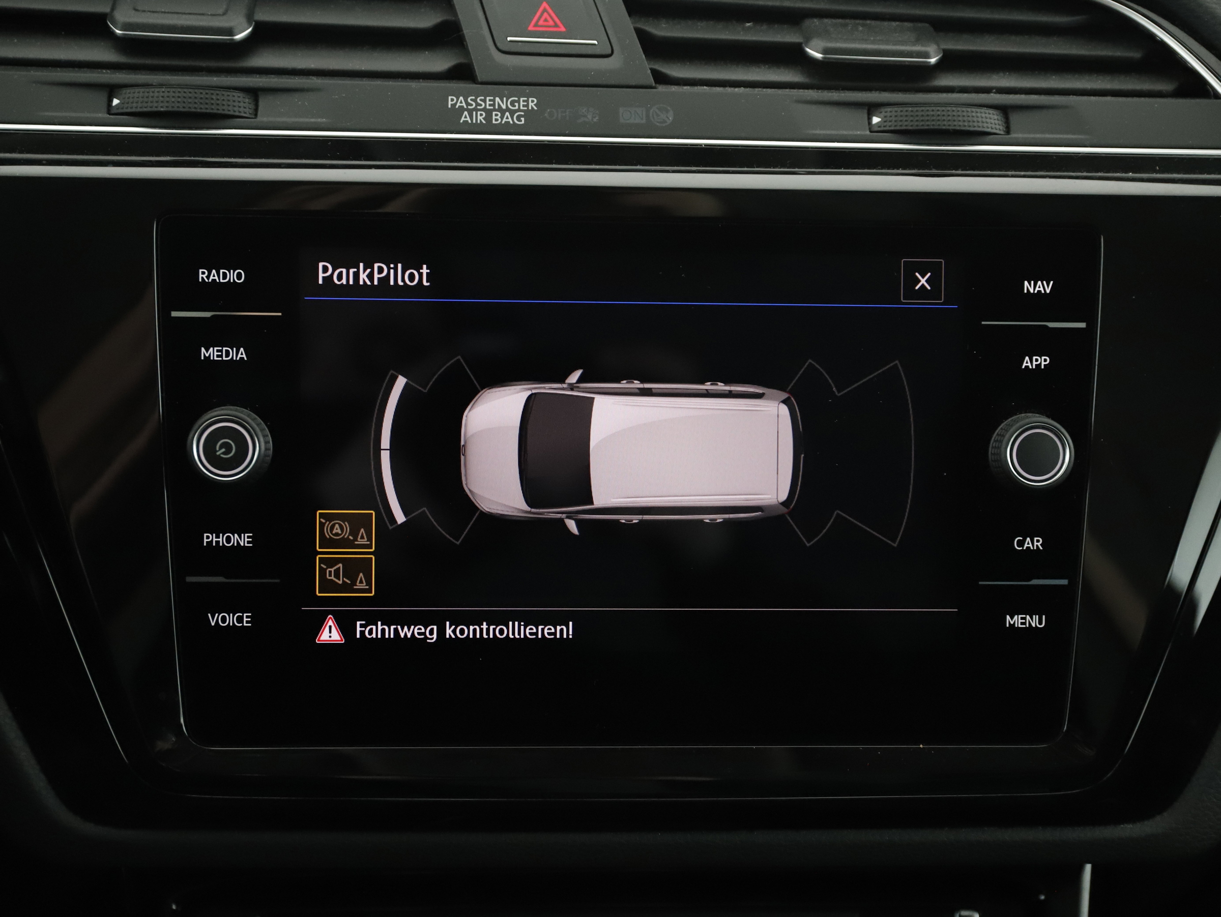 VW Touran 2.0 TDI BMT Highline | Bild 15 von 31