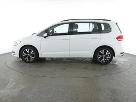 VW Touran 2.0 TDI BMT Highline | Thumbnail 16 von 31